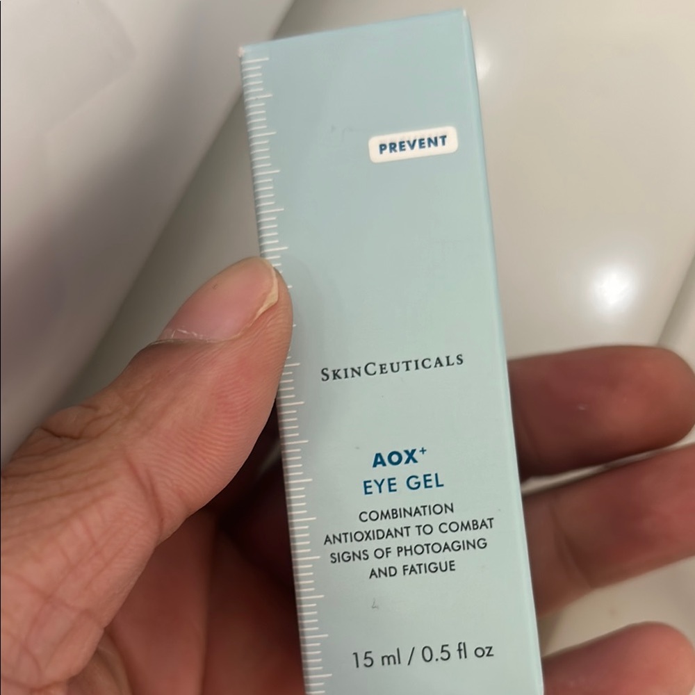 SkinCeuticals AOX+ Eye Gel - Light Blue